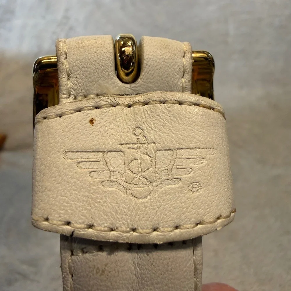 Vintage White Leather Dockers Belt Gold Horseshoe Buckle Made in USA 30-34 Large